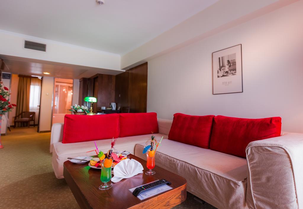 Derici Hotel Kusadası Eksteriør bilde